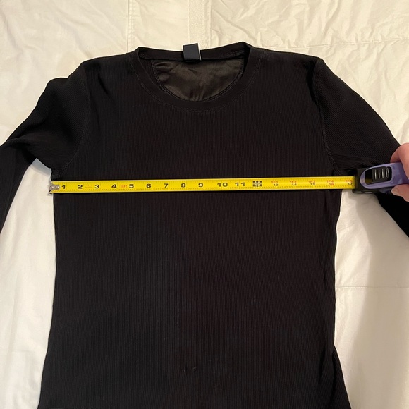 GAP Black Tee with Button Sleeve Detail - Size M - Picture 6 of 6